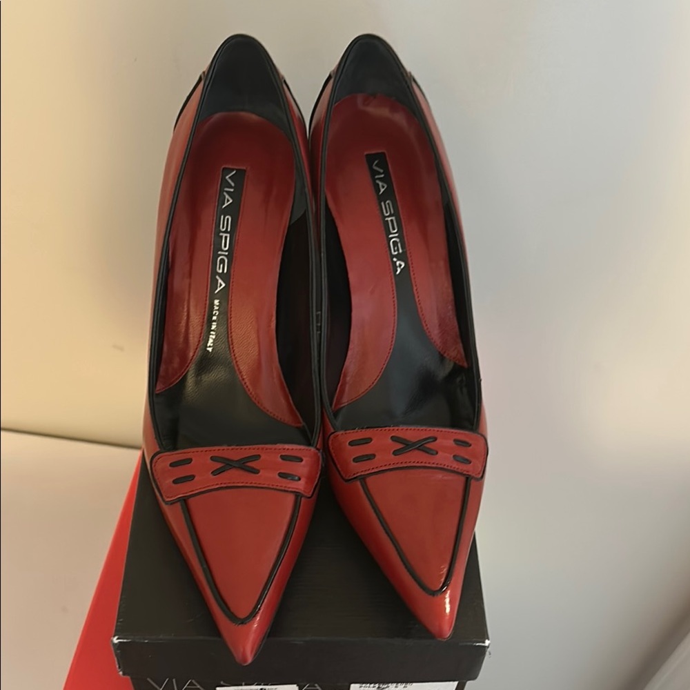 Via Spiga Red and Black Heels Elegant Dress Shoes